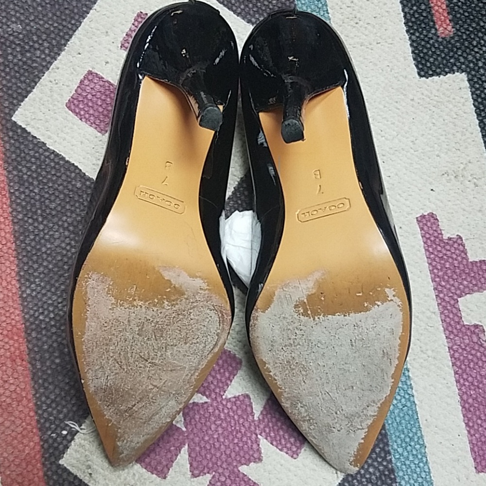 COACH Heels - Picture 4 of 6